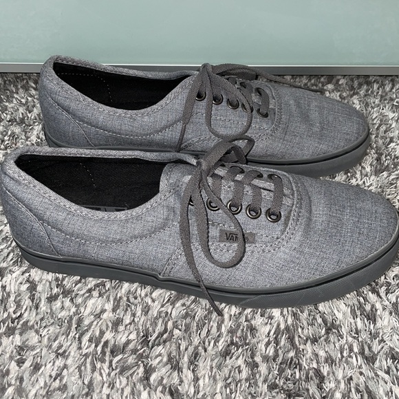 Vans Low Top Grey Lace Up. - Picture 3 of 7
